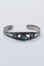Load image into Gallery viewer, Arrow Fred Harvey Cuff
